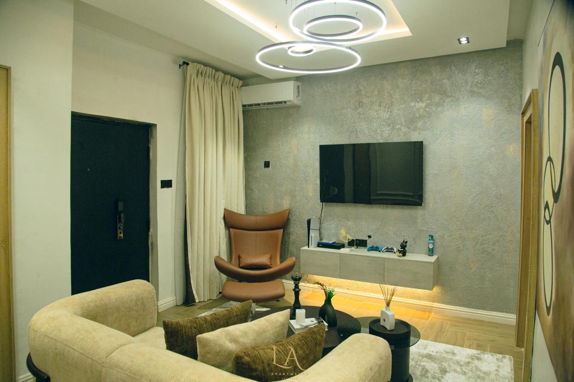 La Apartments Benin City Exterior photo